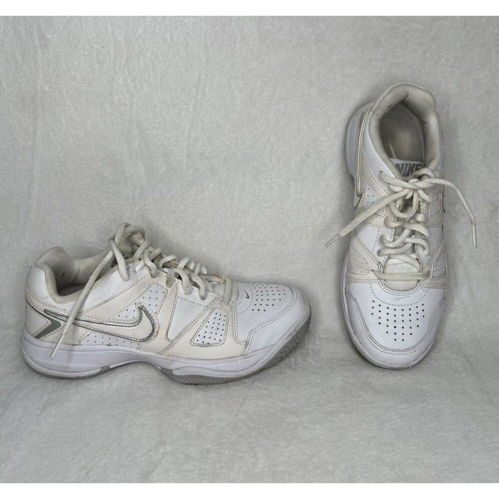 Nike City Court Sneakers 7 | White Cream Tennis Casual Athletic Shoes
